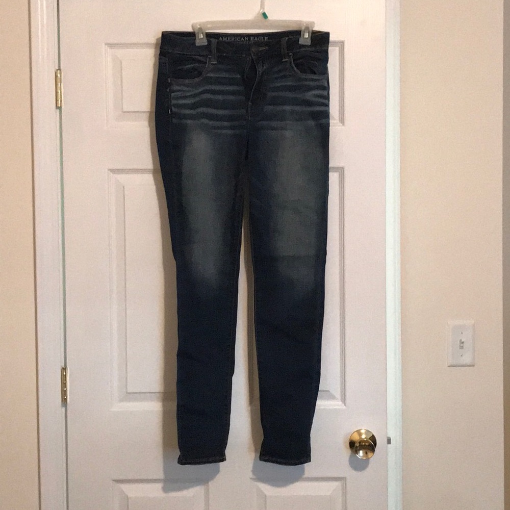 NWOT American eagle skinny jeans